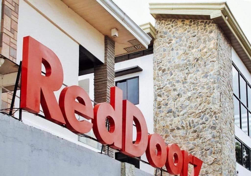 Reddoorz @ Jackie'S Hotel & Restaurant Ipil  Екстер'єр фото